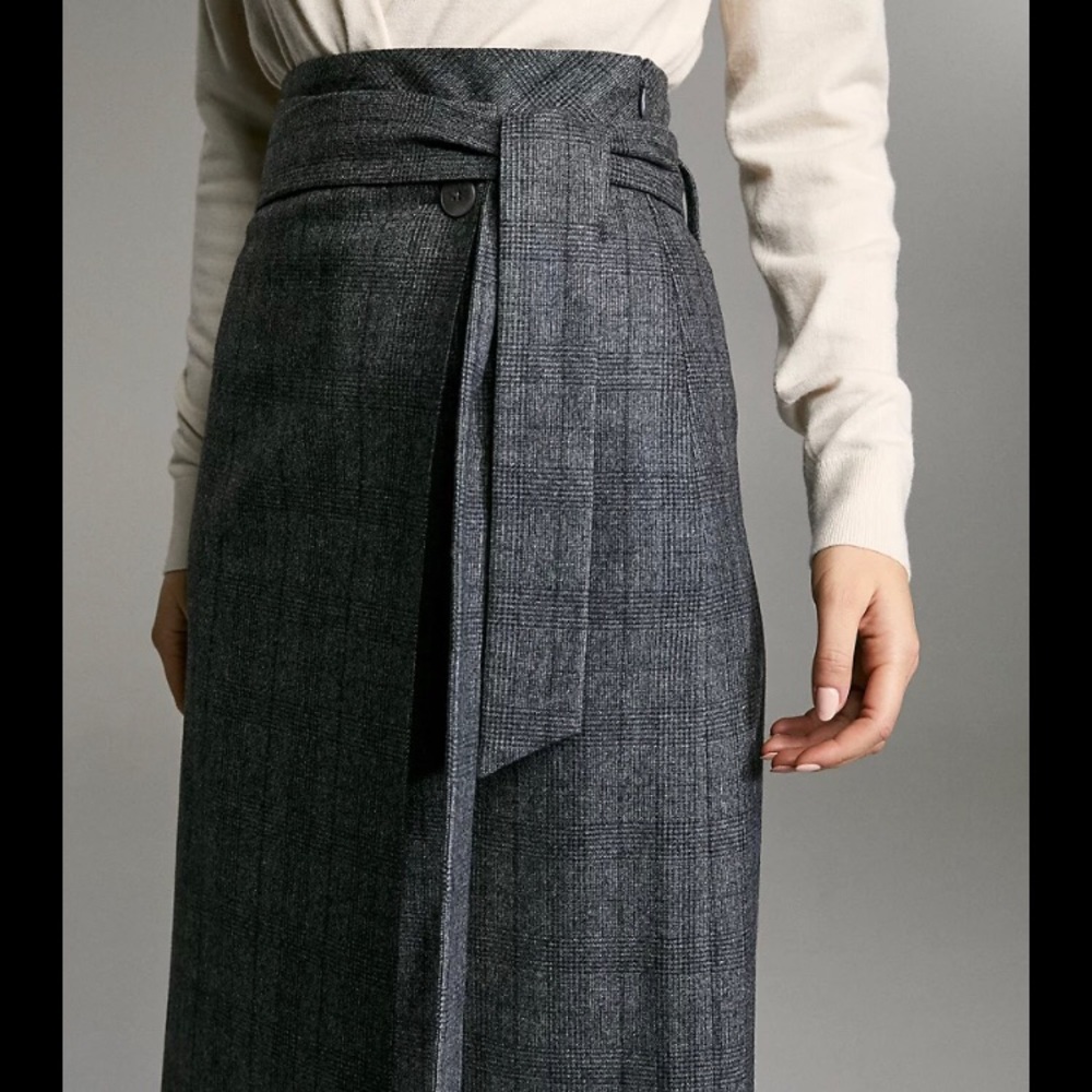Beautiful Babaton Atelier wrap skirt NWOT
